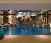 SPA HOTEL CHEVAL BLANC (2017) FRA